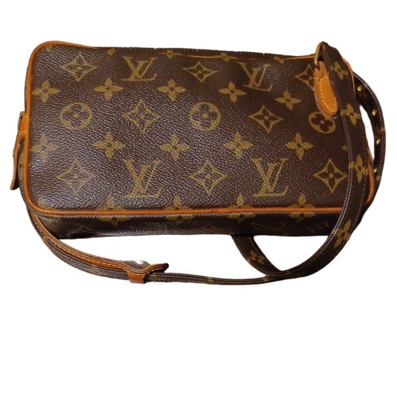 ✨️LOUIS VUITTON MONOGRAM  POCHETTE MARLY BANDOULIÈRE CROSSBODY - Picture 5 of 12